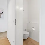 Luxury Penthouse For 8 - Center - Parking - Therme 8 Min - Airport 15 Min Apartment Erding