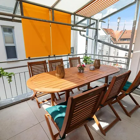 Luxury Penthouse For 8 - Center - Parking - Therme 8 Min - Airport 15 Min * Έρντινγκ