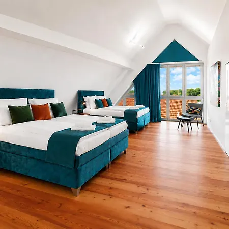 Luxury Penthouse For 8 - Center - Parking - Therme 8 Min - Airport 15 Min Apartment Erding
